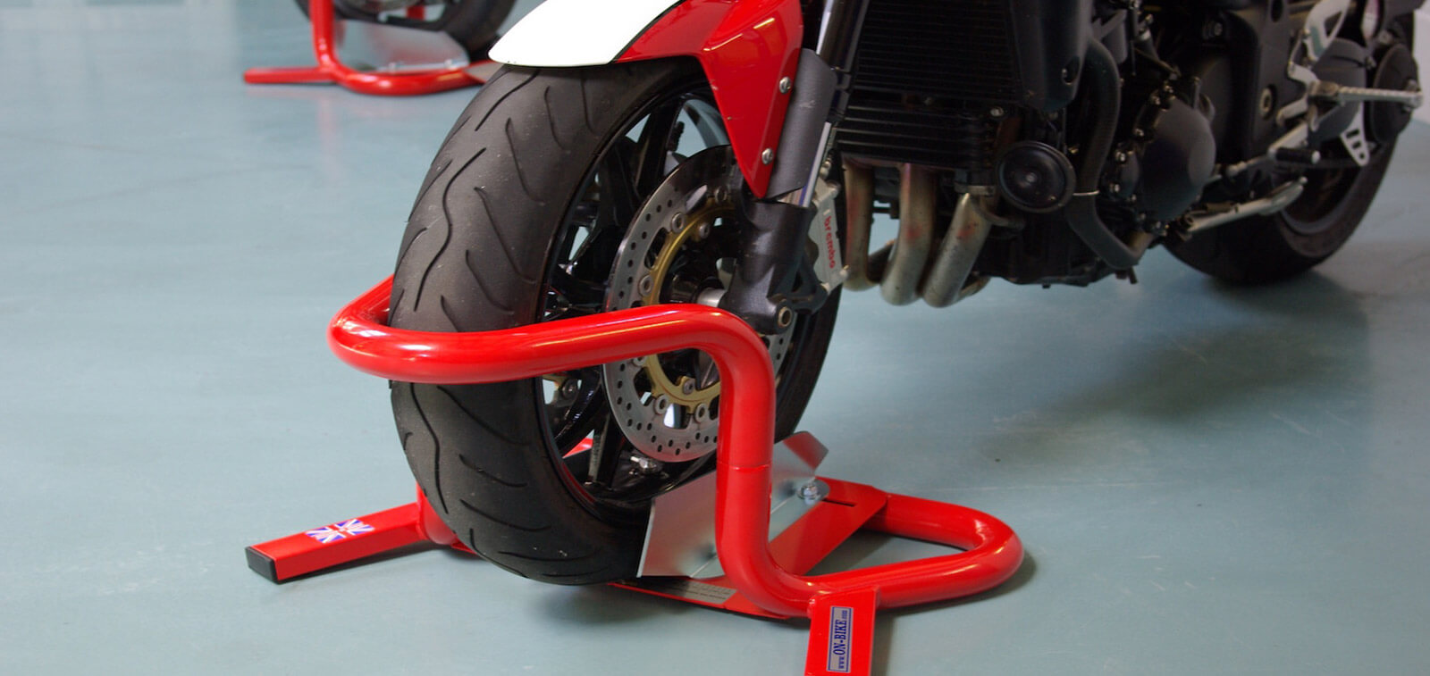 Front Wheel Chock for Motorbike/Motorcycle Storage/Transit Biketek/Bike-it 